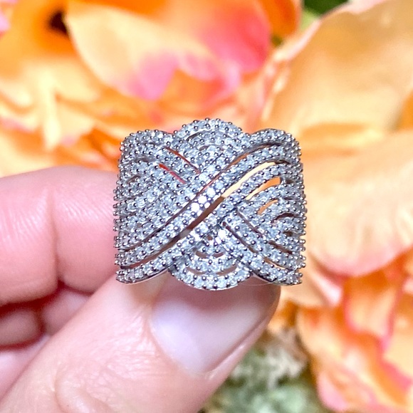 Genuine 1 Carat Diamond Cocktail Ring ~ Baguette Diamond Cluster Swirl Band - Picture 6 of 15